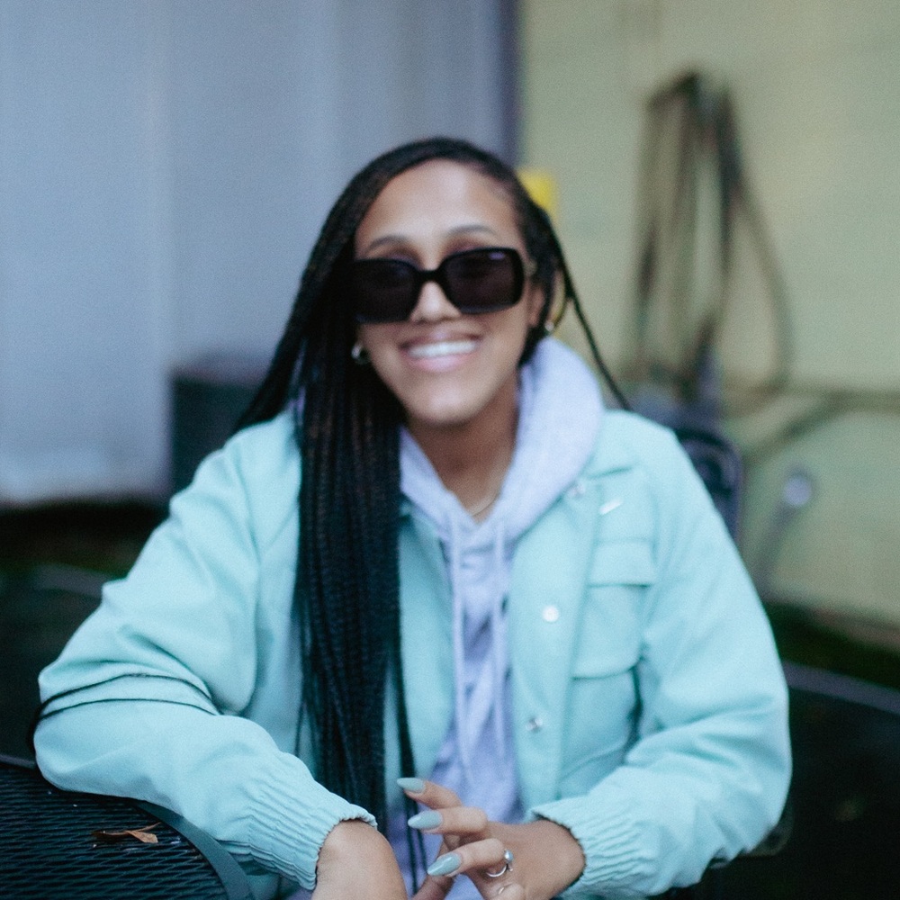 Meet your Posher, Kim